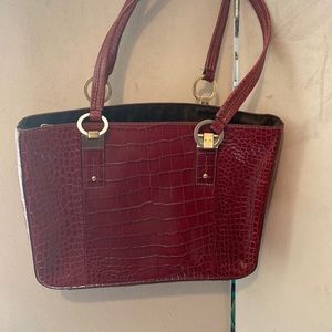 Etienne Aigner beautiful vintage red shoulder bag